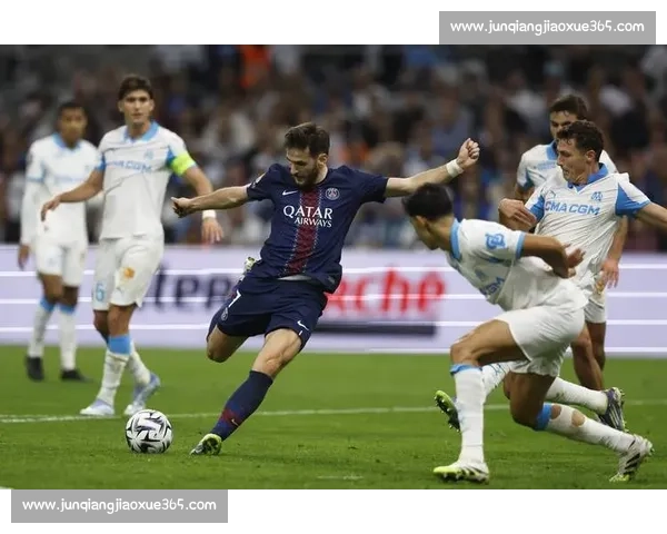 巴黎迎战红星焦点对决欧冠赛场强强碰撞前瞻战术走势与胜负悬念解析